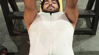 Chest work out Pump