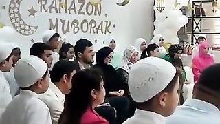 Ҳар бир фарзанд ота-онасига тож кийдирсин