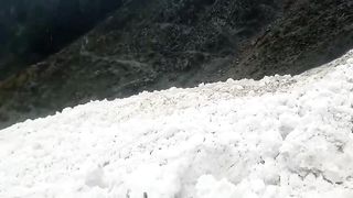 Glacier moving