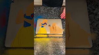 Dad gives Apple laptop a wicked makeover! ????????‍♀️