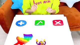 EPIC DIY FIDGET TOYS IDEAS || POPULAR TikTok Anti-stress FIDGET GAME!