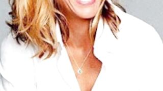 Téa Leoni Net Worth 2023 | Hollywood Actress Téa Leoni