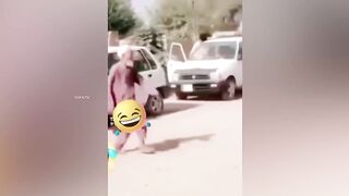 25 Funny Moments Of Pakistani People
