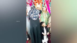 25 Funny Moments Of Pakistani People part-1