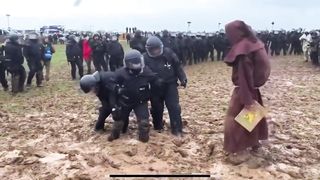 When the police come to stop a festival but get defeated by the psychedelic