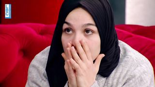 أم ترى إبنتها لأول مرة بعد أن سلمها والدها لرجل غريب مقابل مال