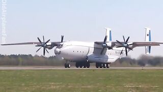 Le PLUS GRAND AVION D'Hélice au monde !!