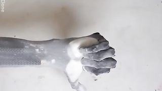 Ce bras robotique musculaire artificiel est opéré par l'eau et consomme 200W à pointe.