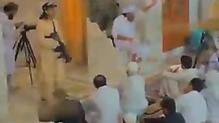Mufti Tariq Masood sahib guards????????????