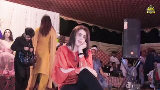 Tera Dedar Chahnda Aa | Madam Fish Raani | Weeding Dance Performance