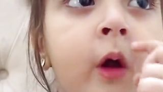 Snacks video baby 2
