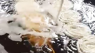 Garam jalebi karari jalebi