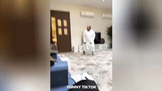 Best Scare Cam Pranks 2023 on TikTok 4