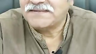 Sammeh Bhai Thurra Halka Haath Kaheen
