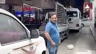 Yaar Yeah Bandda Bhee Koi Qassar Nai Churtta