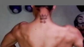 BEAUTIFUL OMEGLE GIRL FACED SIGMA BOY BODYBUILDER