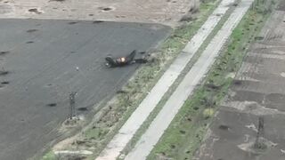 Ukrainian Marines strike Russian forces with artillery near Donetsk