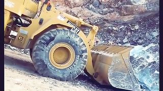 Wheel Loader Working