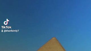Egypt pyraminds inn