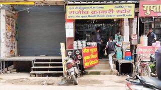 Exploring the Vibrant Katra Market in Prayagraj || A Travel Guide
