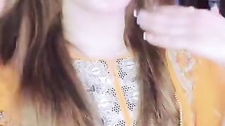 Sindhi girl video 3