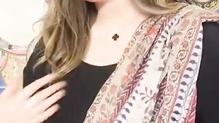 SINDHI SONG: SARO DAHEEN WAYTHO HOJHAN YAAR SAAN.
