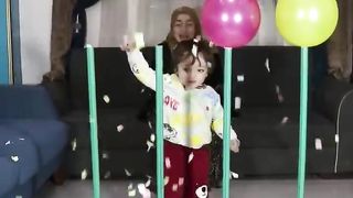 ???? عمر فرقع البلونة كلها ???????? → ???? #عمر_ستار →