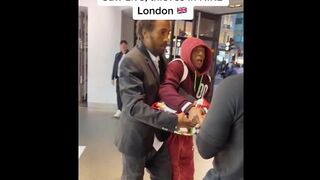 Security Guard Vs Robbers