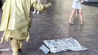 Magic  tric video