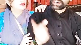 Abaiy Larki Ko Kaon Samjhaiy kih.