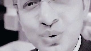 Suna ha chehro par ketabo sy zyada lekha h