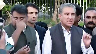 Hakomat Ne Imran Khan ki Kon Kon Si Batain Mani | Public News | Trending Video