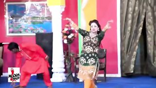 BUDEY VAREY VI ISHQ NIDA CHOUDHRY 2016 PAKISTANI MUJRA DANCE
