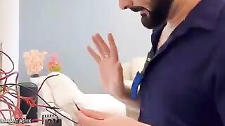 Wife  ko current nai pakartii