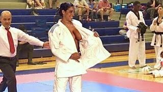 25 FUNNIEST MOMENTS IN MMA AND BOXING