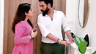 Yeah Tareeqa Bhee Kammal Ka Haiy Aazmma Lo Shaid Passund Aajaiy