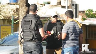 Operação policial -Preendendo o meliante em flagrante