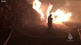Mystery fire destroys homes and rips through eastern Russia