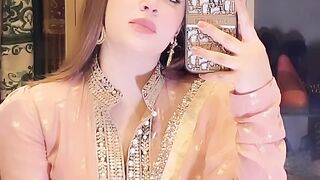 Mere lye EK LIKE to banta hai