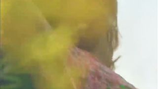 love is strong le like and share vidéo plis