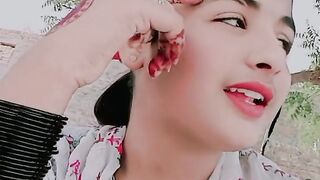 Beauty full girl treading song