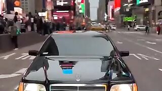 Mersades benz w124 amg e500