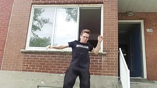 Fit-the-Window-Frame