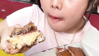 Martabak manis palimg tebal dan enak