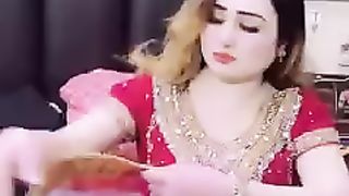 Uth kr kya karoo