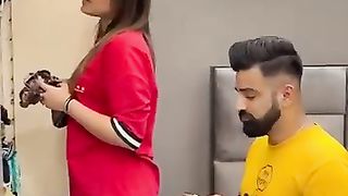 Larki To Kammal Ki Nikli Bandday Ko Phassa Deya