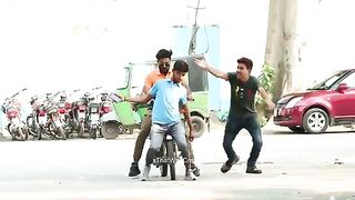 Bike_Learning_Prank_in_Public_