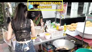 LADIES STREET FOOD BANGKOK