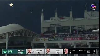Shaheen Afridi boom boom batting
