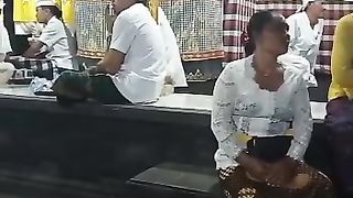 Tenang dan indah